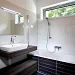 别墅 Ladoven Luxusny 124m2