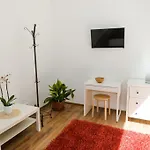 别墅 Ladoven Luxusny 124m2 马汀