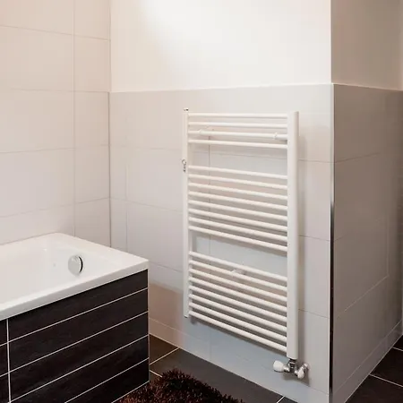 Ladoven Luxusny 124m2 מרטין
